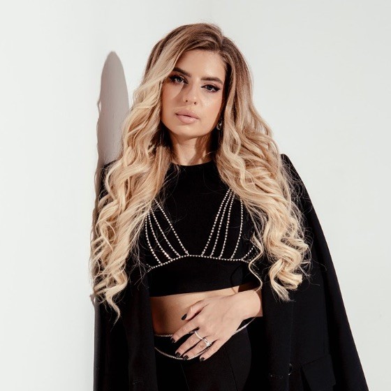 Анна Смирнова