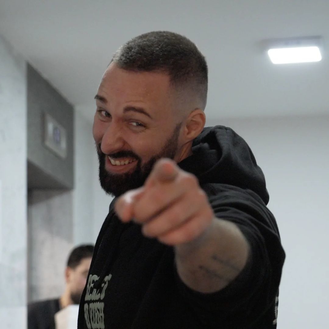 Давид Райзман логотип