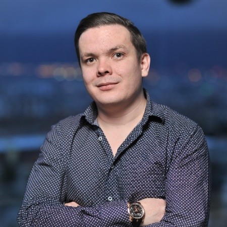 Evgeny Kayumov логотип