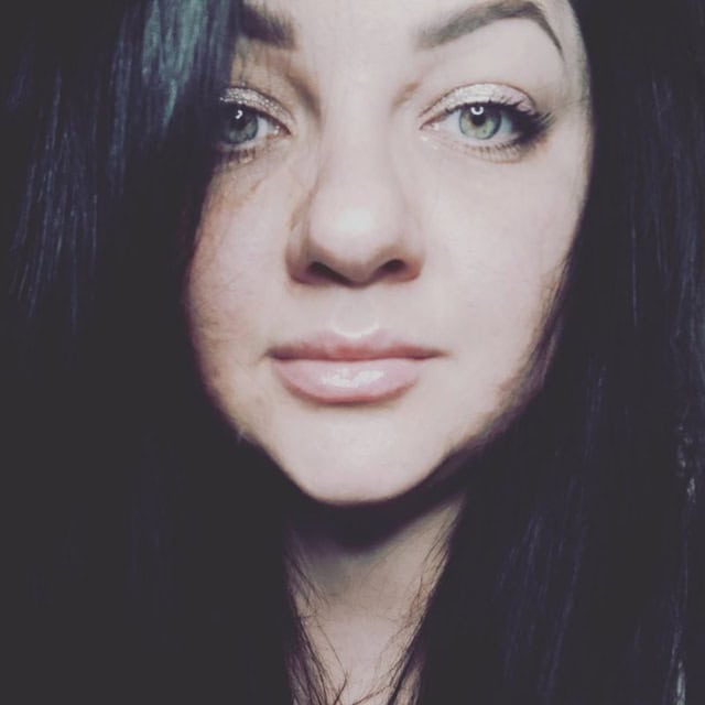 Анна Зоц