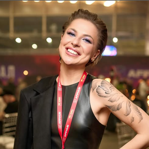 Julia Klynets логотип
