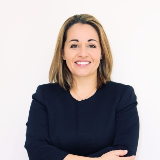 Lara Falzon