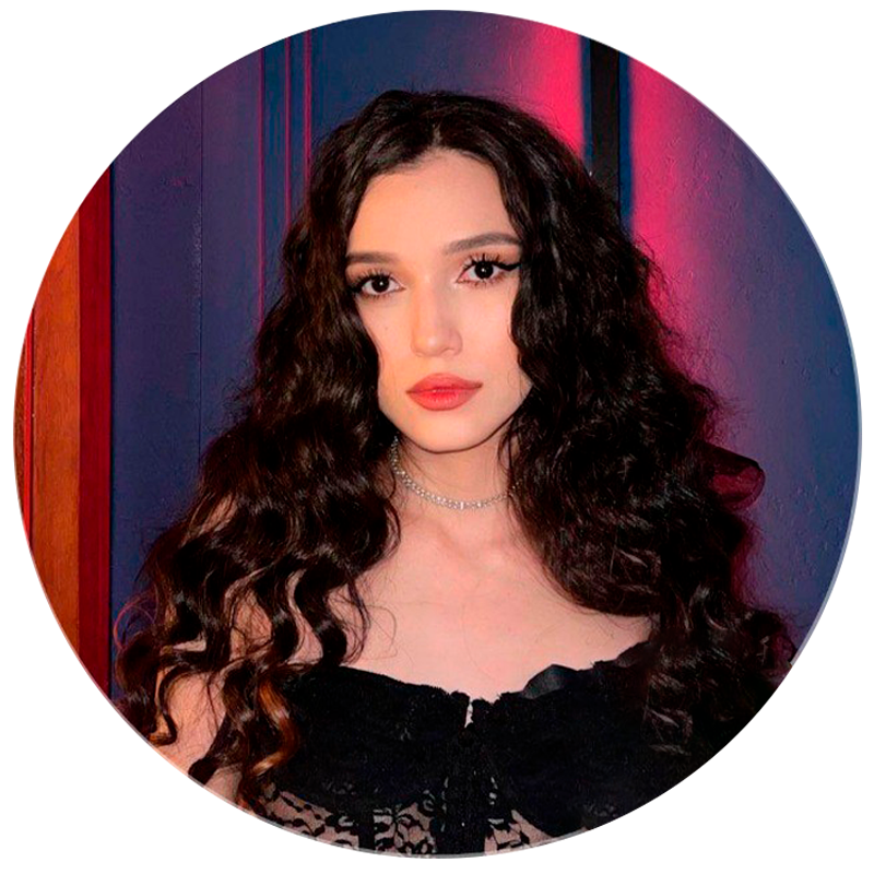 Madina Omarova логотип