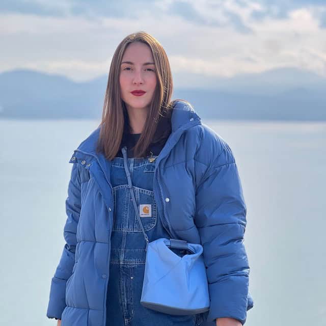 Sasha Chesnokova логотип