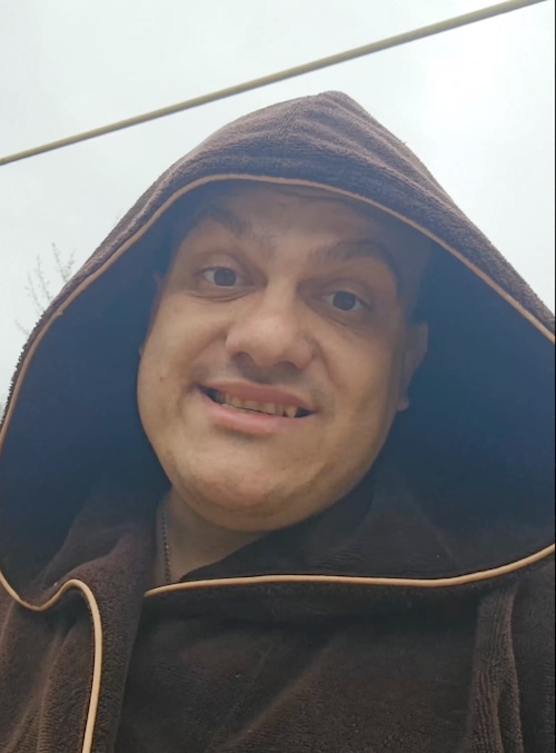 Ubratishek логотип