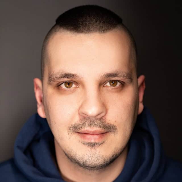 Vitaly Gavrilov логотип